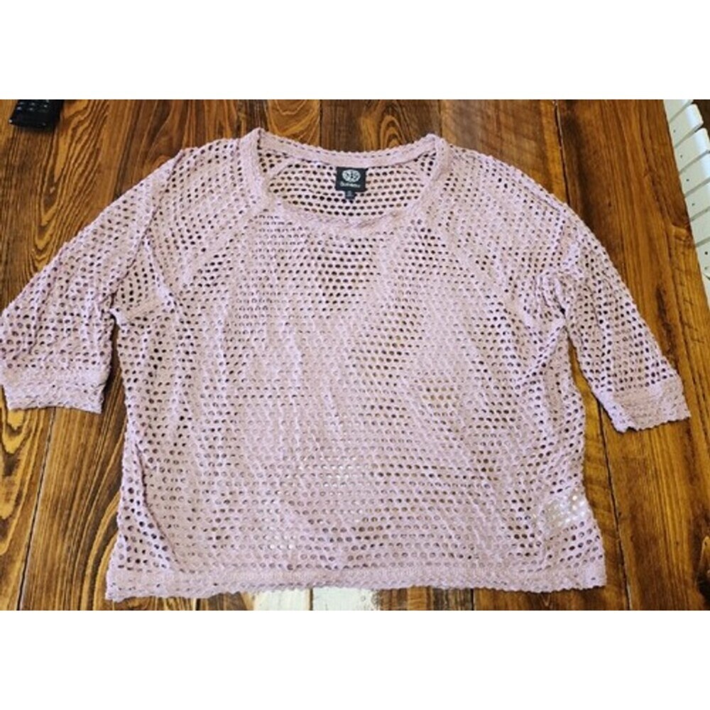 Bobeau Fishnet Rose womens tops size medium